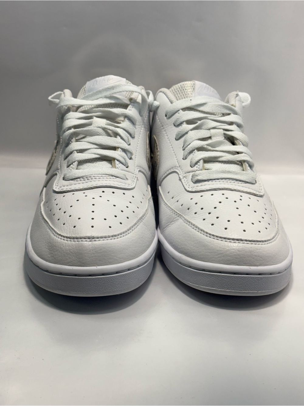 Nike Women’s Size 7 Court Vision Low White Sneakers Leopard Swoosh FJ5437-133 - Picture 5 of 11